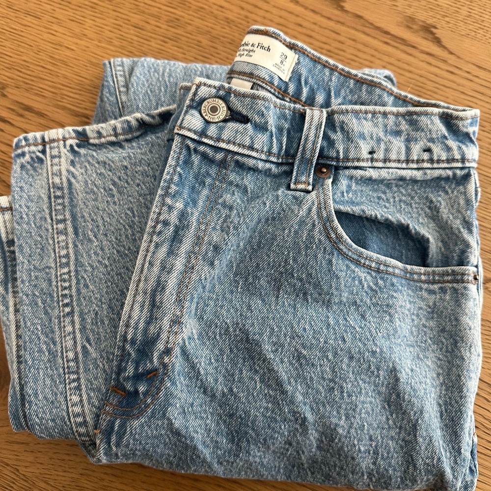 Abercrombie and Fitch 90s straight ultra high rise curve love jeans